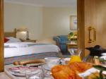 Oriental Resort Picture 2