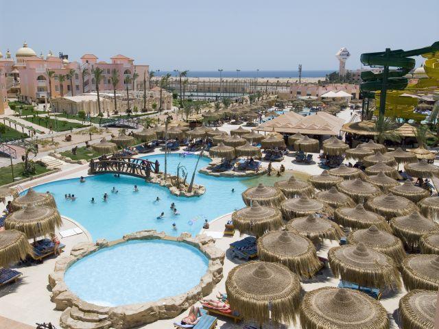 Beach Albatros Garden