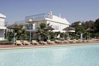 Bayside Salgados Apartments