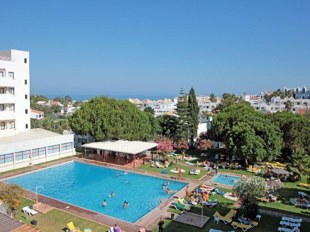 Dom Pancho Aparthotel