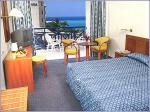 Cynthiana Beach Hotel Picture 4