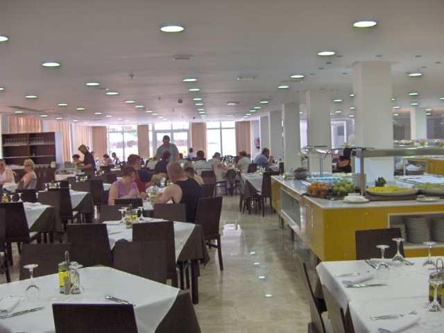 Dynastic Hotel