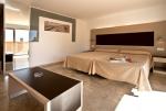 Dynastic Hotel Picture 2