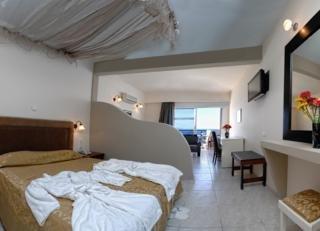 Mistral Mare Hotel