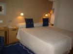 NH Alanda Hotel Picture 3