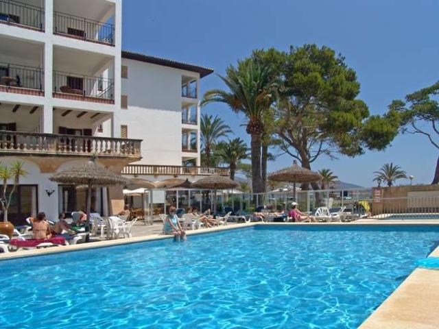 Uyal Hotel