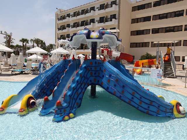Ausonia Hotel & Apartments
