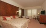 Royal Plaza Hotel Picture 3
