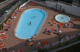 Dorotea Apartments