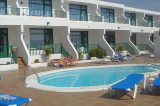 Los Rosales Apartments
