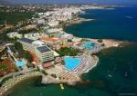 Eri Beach Hotel Picture 4