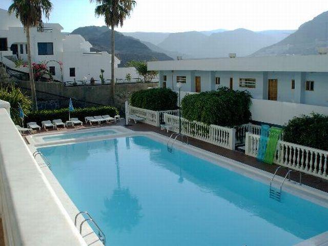 Solana Apartments