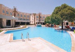 Royal Palm Beach Hotel