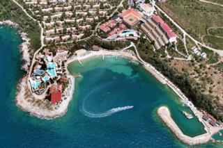 Pinebay Holiday Resort
