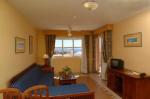 El Duque Apartments Picture 3
