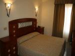 Los Olivos Apartments Picture 7