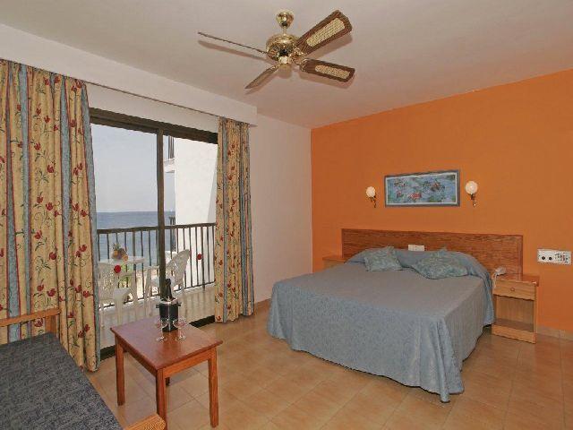 Nereida Aparthotel