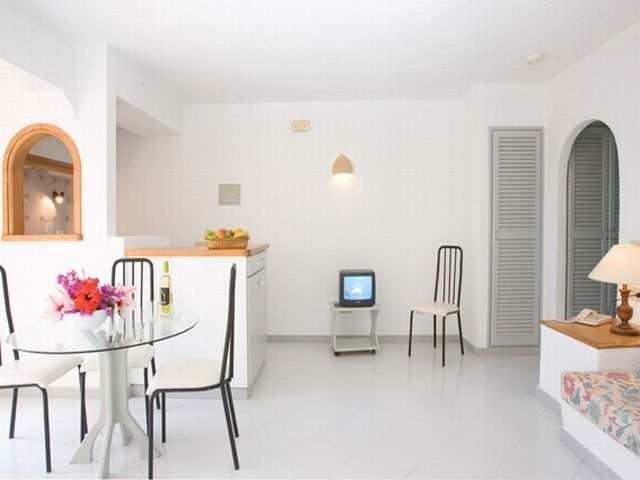 Montemar Apartments