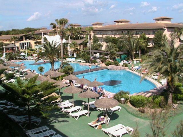 Eden Playa Aparthotel