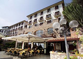 Ariston Hotel
