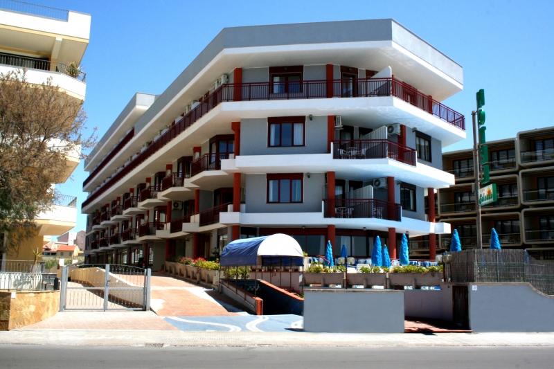 Soleado Hotel