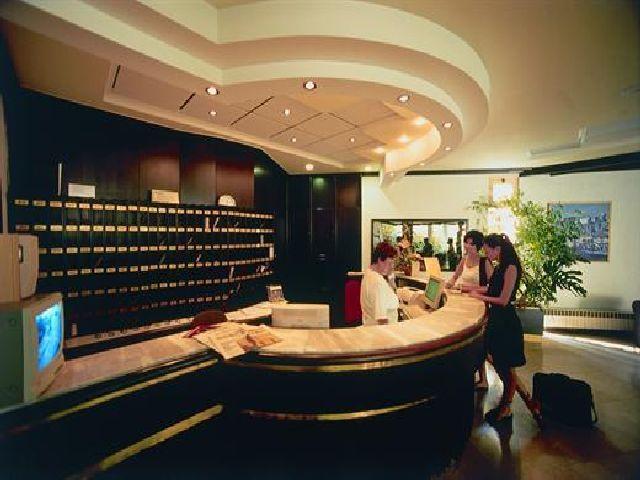 Vis Hotel