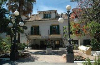Artola Golf Hotel