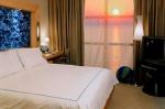 Le Meridien Sunny Isles Beach Hotel Picture 3