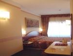 King - Mokinba Hotels Picture 2