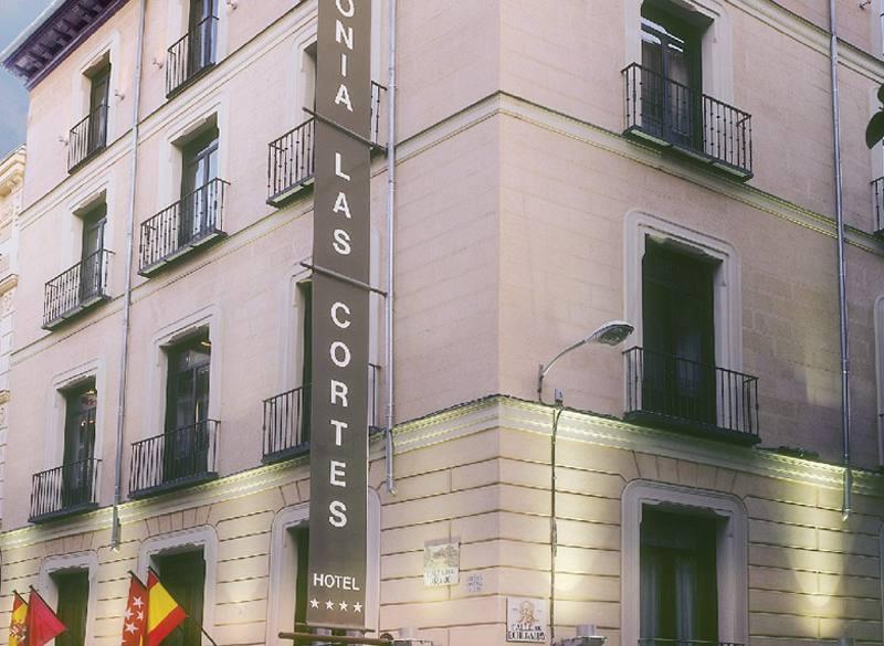 Catalonia Las Cortes Hotel