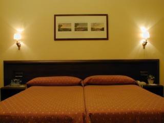 Best Western Carlos V Hotel