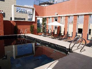 Eco Alcala Suites Hotel