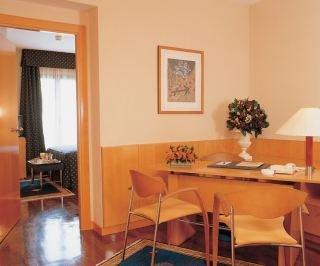 Nh Alberto Aguilera Hotel