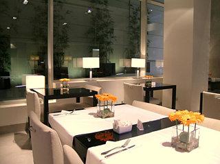 Suites Viena Hotel