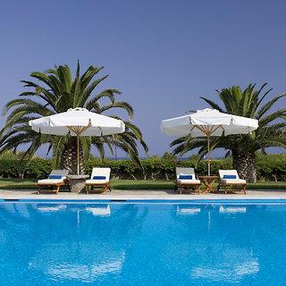 Yria Hotel