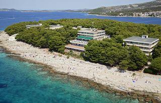 Zora Hotel