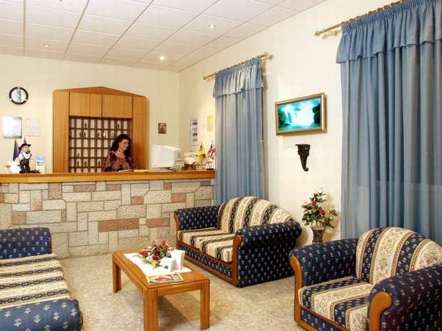 Plessas Palace Aparthotel
