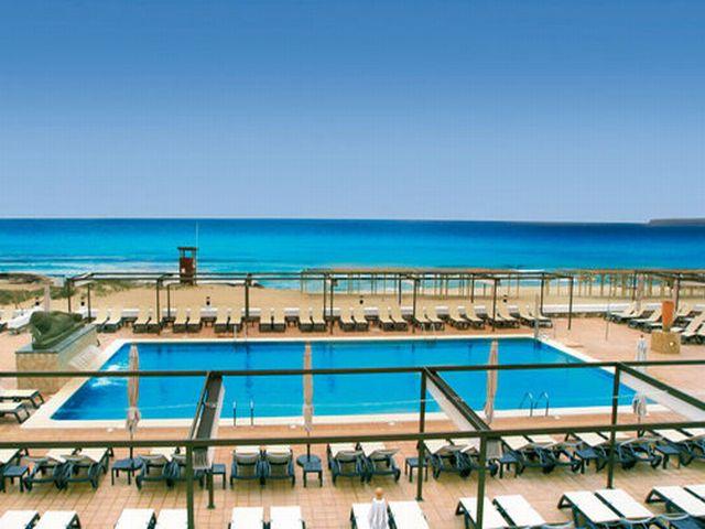 Riu La Mola Hotel