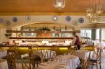 Reina Cristina Hotel Picture 2