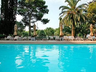 Trias Hotel