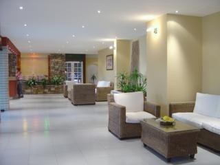 Sandra Hotel