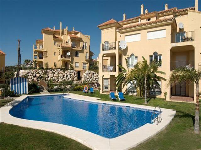 Atalayas De Riviera Apartments