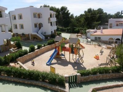 Blanco Sol Apartments