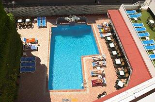 Xaine Park Hotel