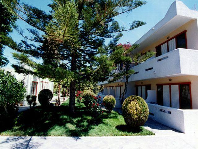 Lenaki Apartments