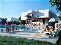 Iris Aparthotel