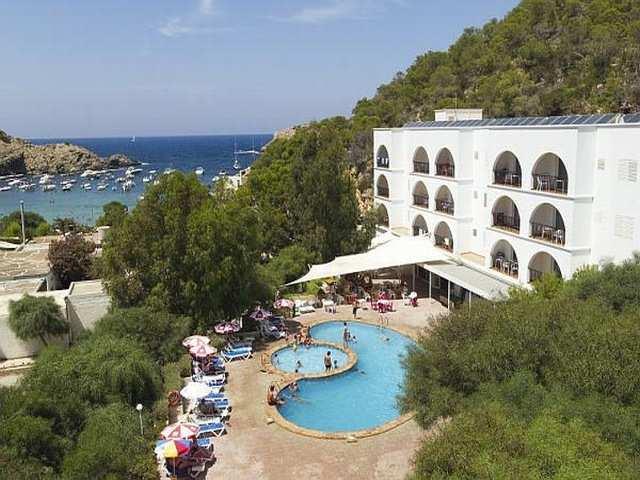 Puerto Cala Vadella Aparthotel