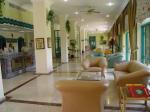 Tropical Hotel Picture 2