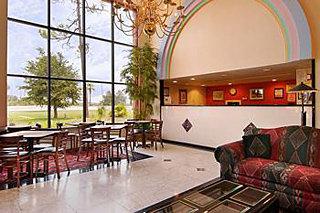 howard johnson express inn and suites lakefront park