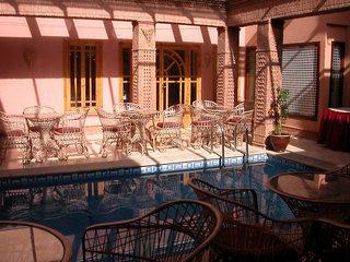 Corail Hotel